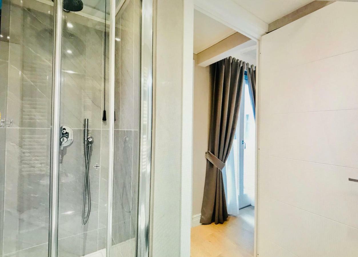 Booking Florenz Exterior foto